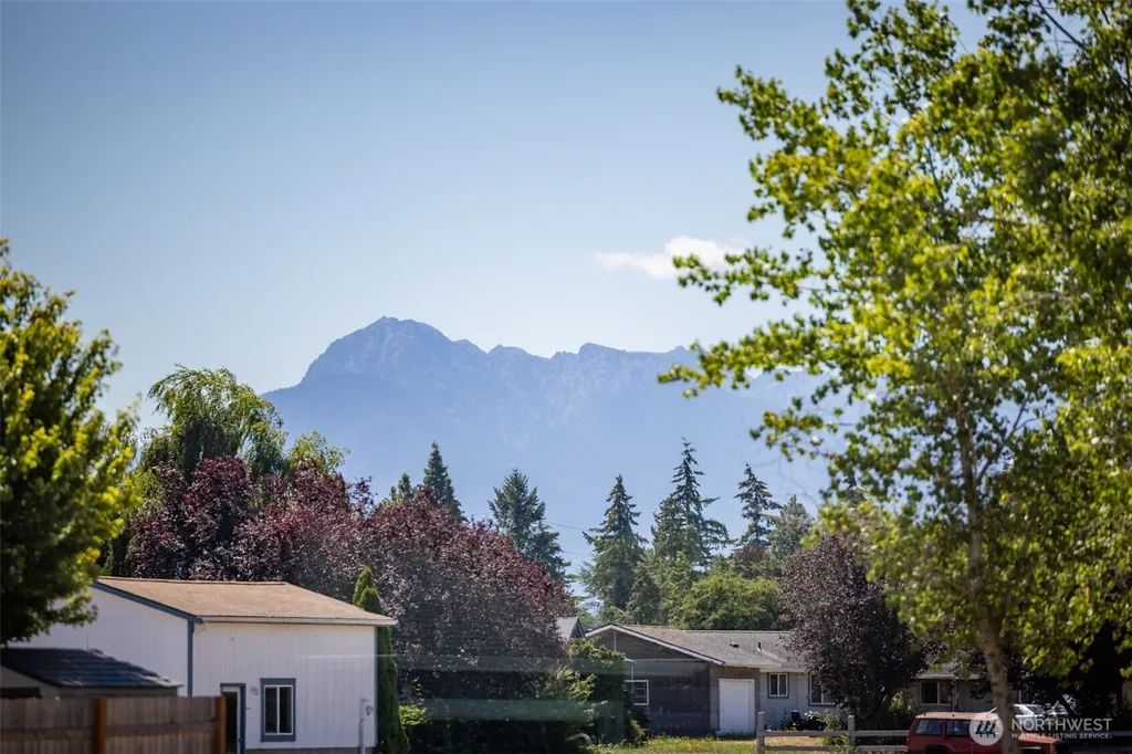 191 Choice Loop Sequim WA 98382