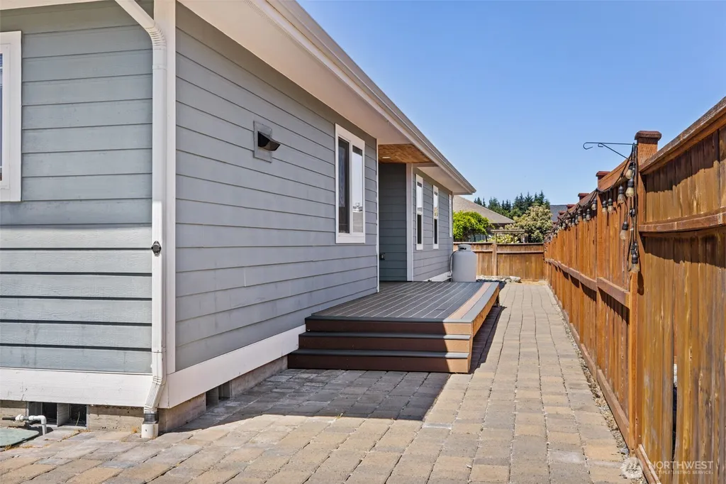 191 Choice Loop Sequim WA 98382
