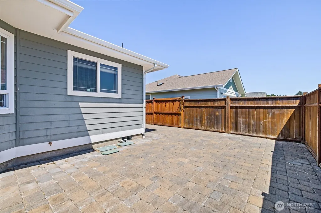 191 Choice Loop Sequim WA 98382