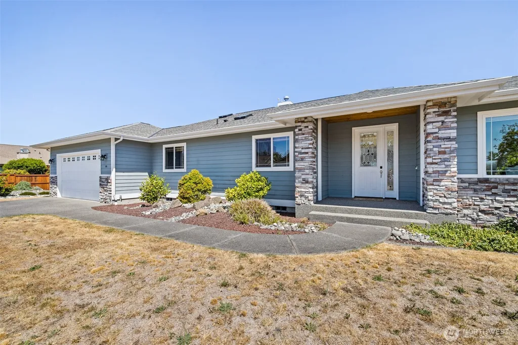 191 Choice Loop Sequim WA 98382