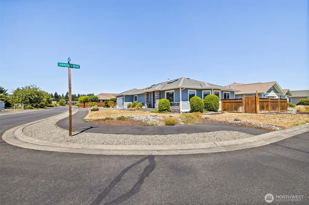 191 Choice Loop Sequim WA 98382