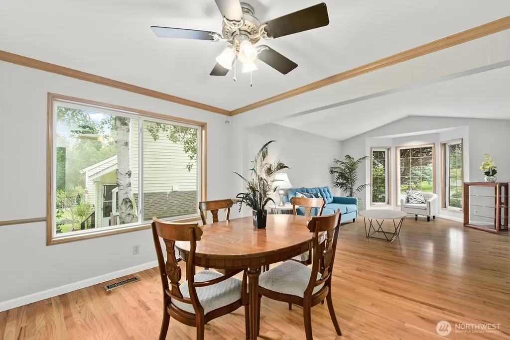 24417 SE 46th Street Sammamish WA 98029