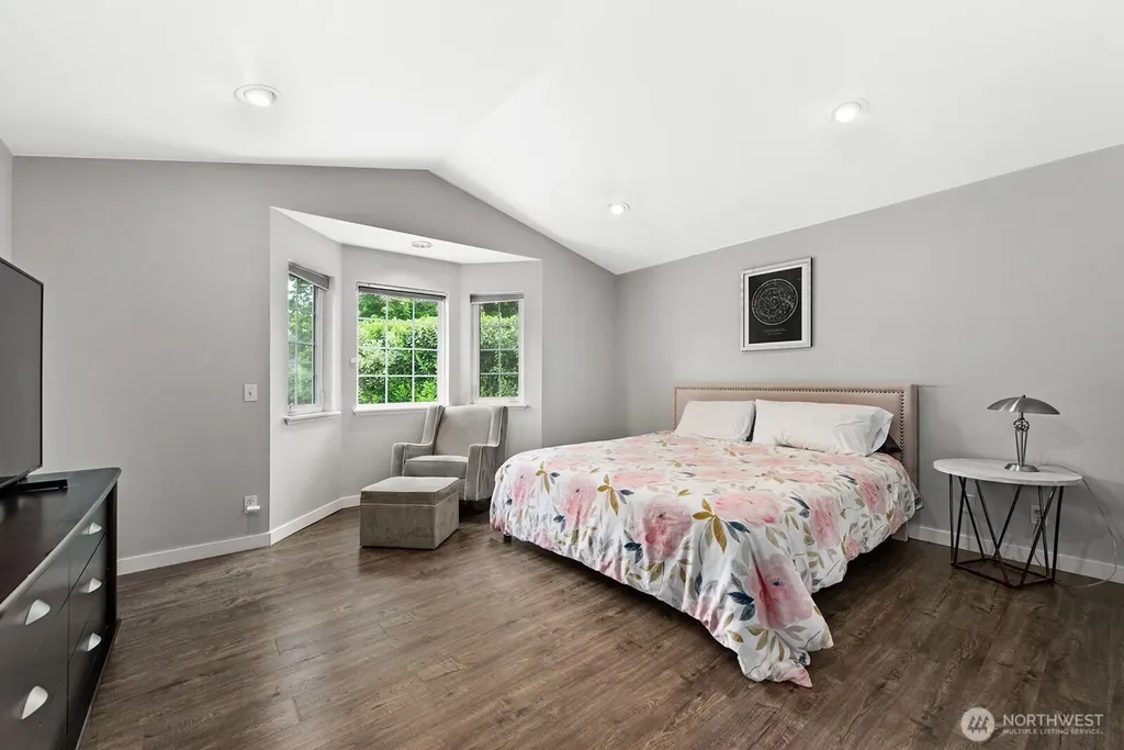 24417 SE 46th Street Sammamish WA 98029