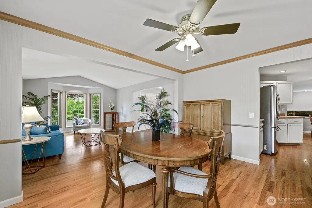24417 SE 46th Street Sammamish WA 98029