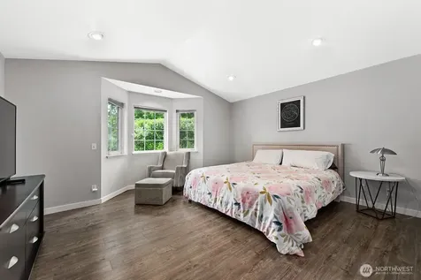 24417 SE 46th Street Sammamish WA 98029