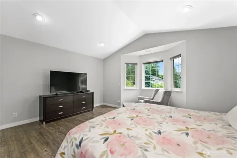 24417 SE 46th Street Sammamish WA 98029