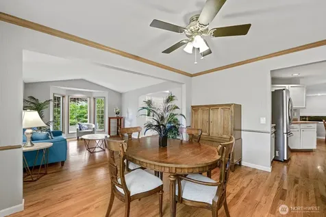 24417 SE 46th Street Sammamish WA 98029