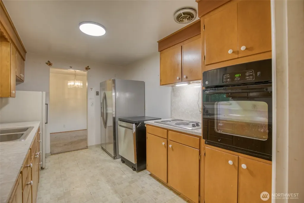 10704 Doten Drive SW Lakewood WA 98499
