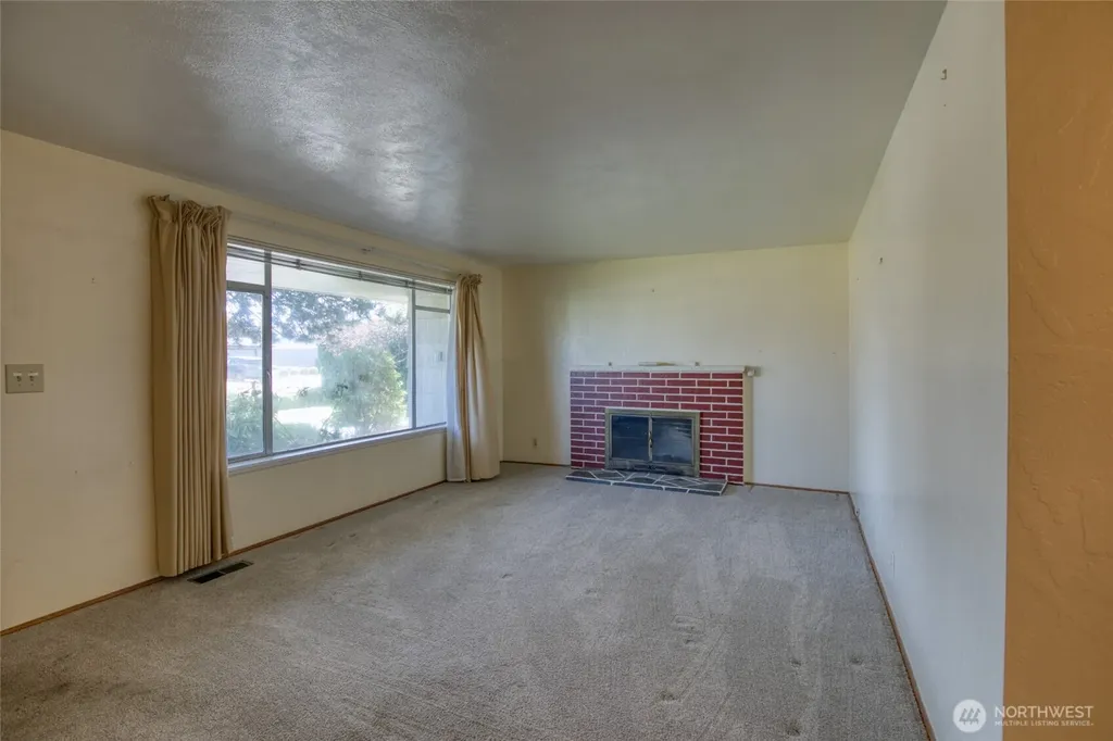 10704 Doten Drive SW Lakewood WA 98499