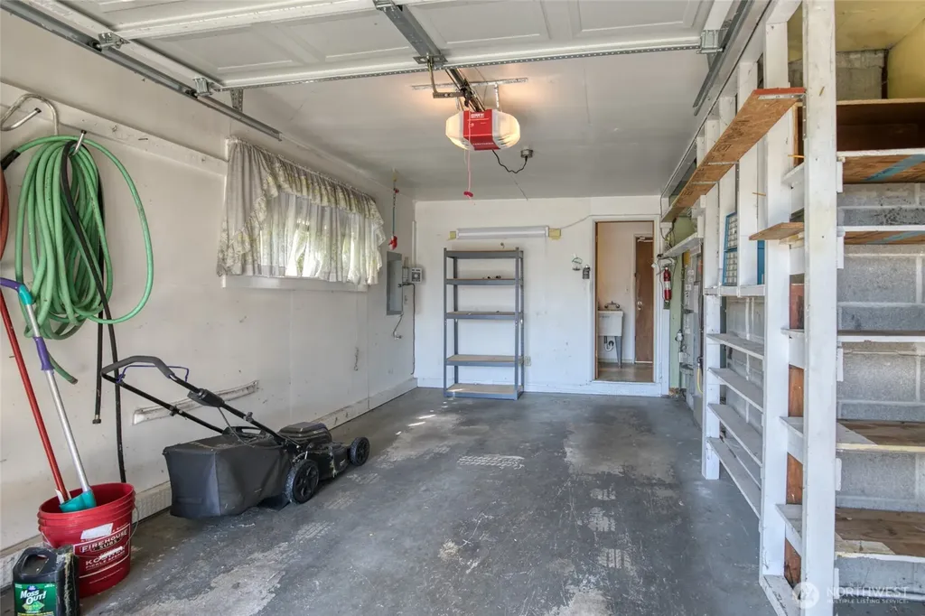 10704 Doten Drive SW Lakewood WA 98499