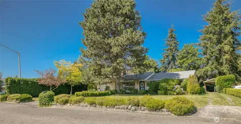 10704 Doten Drive SW Lakewood WA 98499