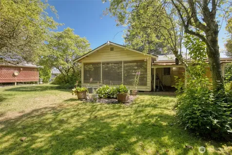 10704 Doten Drive SW Lakewood WA 98499