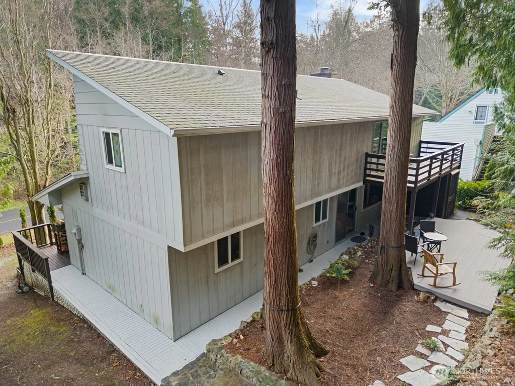 603 Shelter Bay Drive La Conner WA 98257
