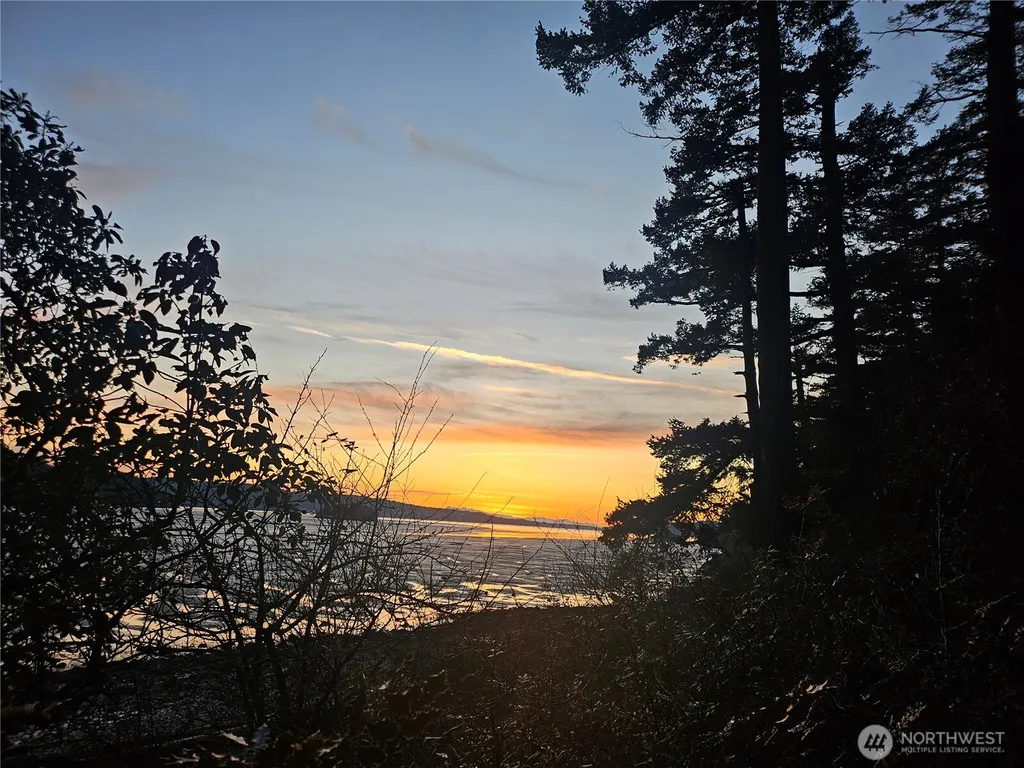 603 Shelter Bay Drive La Conner WA 98257