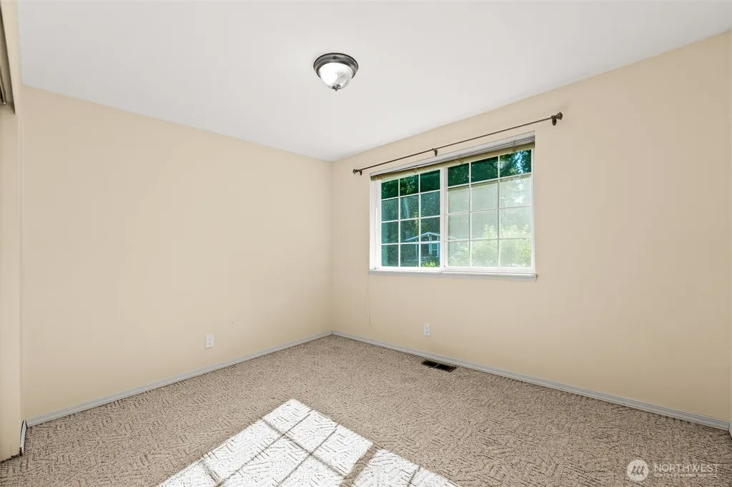 14616 106th Avenue NE Bothell WA 98011