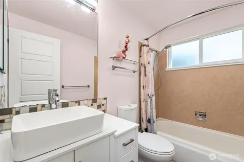 14616 106th Avenue NE Bothell WA 98011