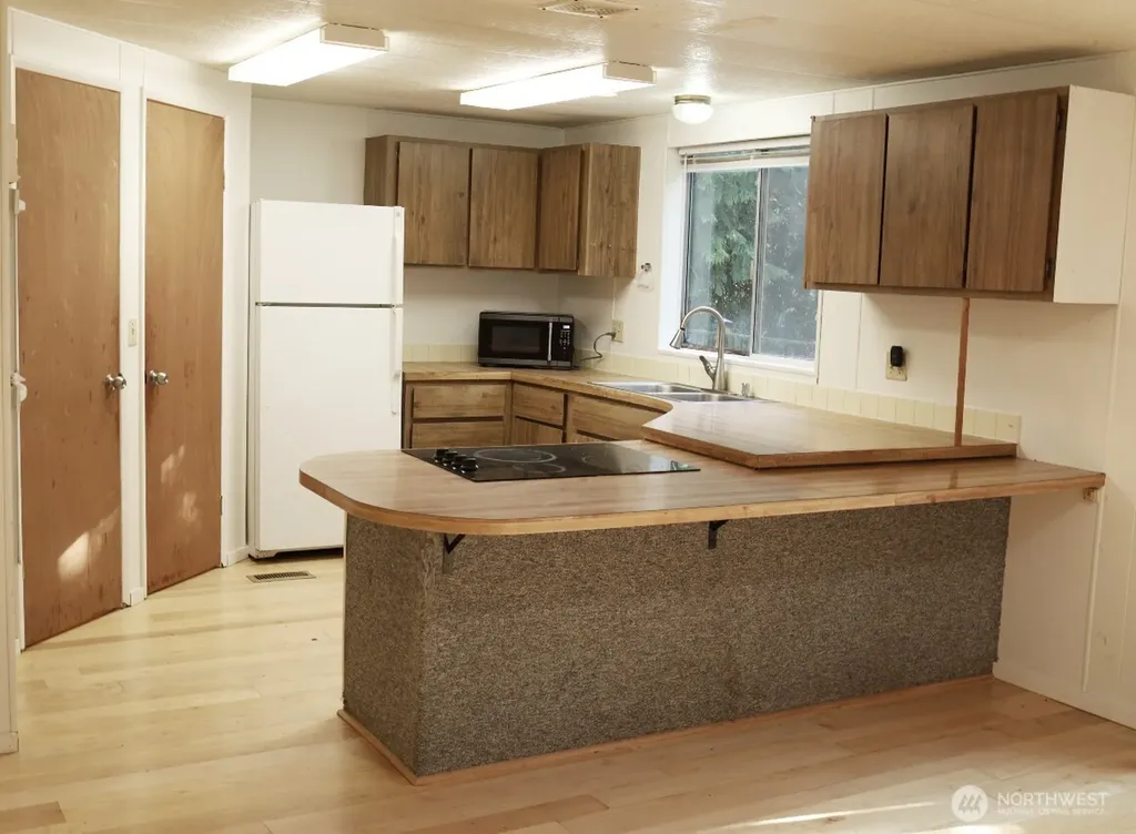 1924 Elger Bay Road Camano Island WA 98282