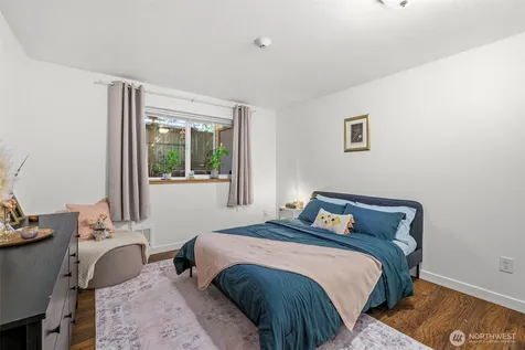 20824 70th Avenue W Lynnwood WA 98036