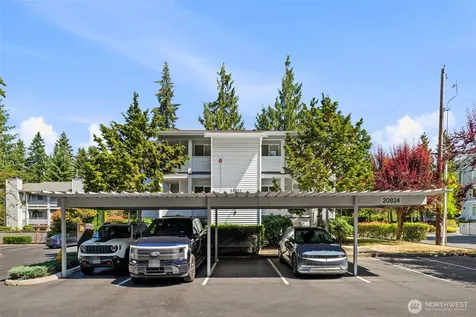 20824 70th Avenue W Lynnwood WA 98036