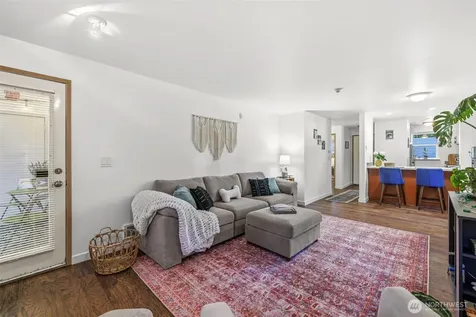 20824 70th Avenue W Lynnwood WA 98036