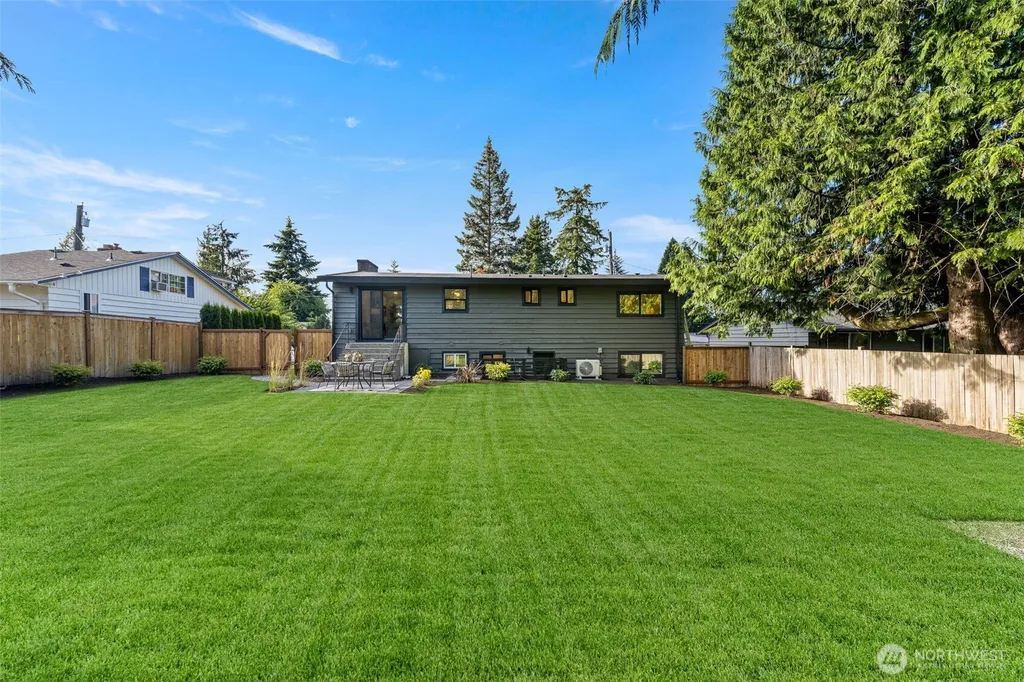 4204 219th Street SW Mountlake Terrace WA 98043