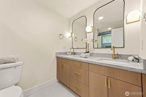 4204 219th Street SW Mountlake Terrace WA 98043