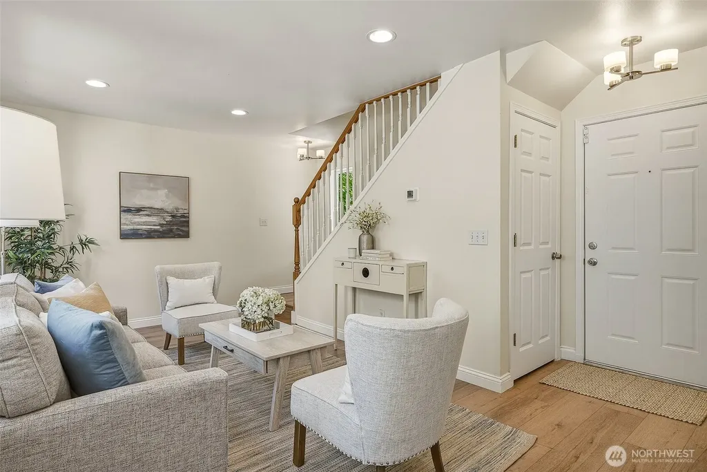 1605 N 183rd Street Shoreline WA 98133