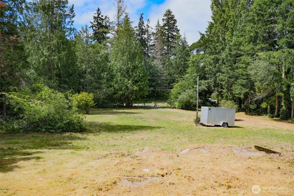 3984 NE Twin Spits Road Hansville WA 98340