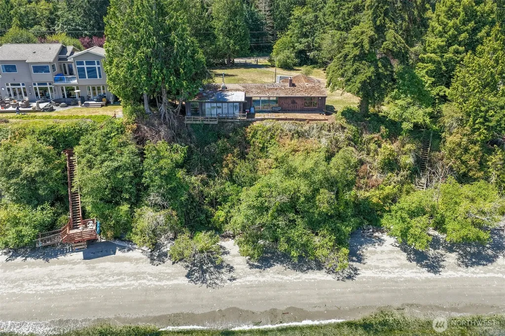 3984 NE Twin Spits Road Hansville WA 98340