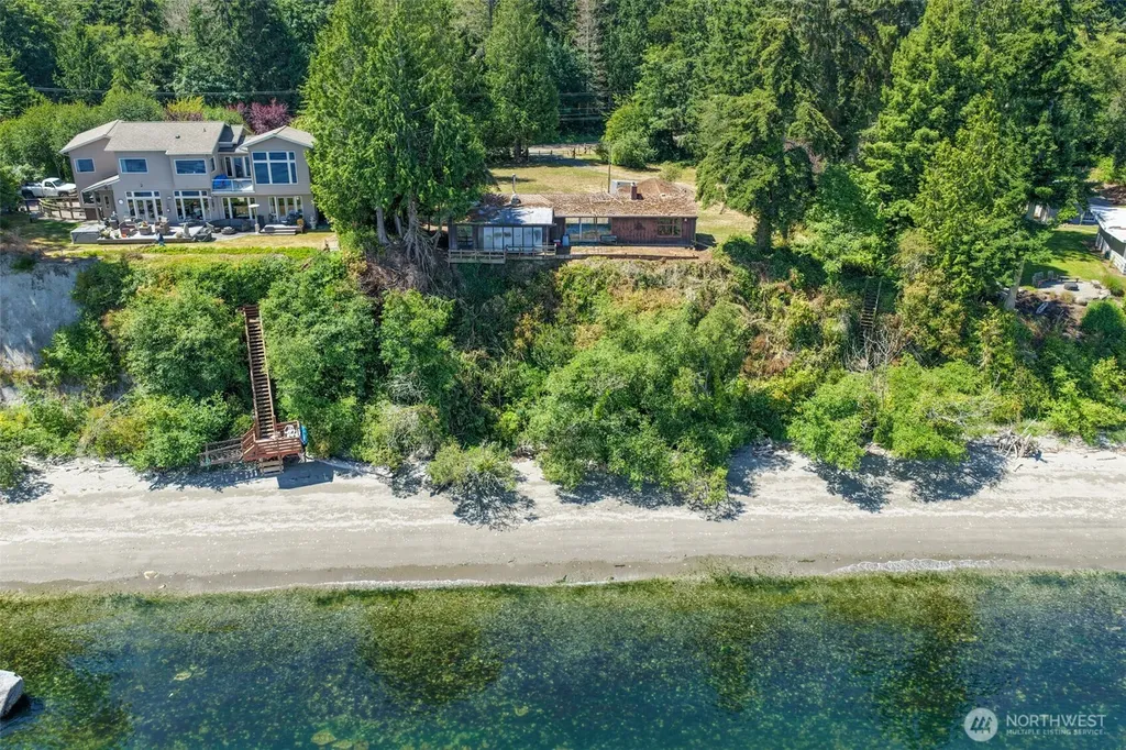 3984 NE Twin Spits Road Hansville WA 98340
