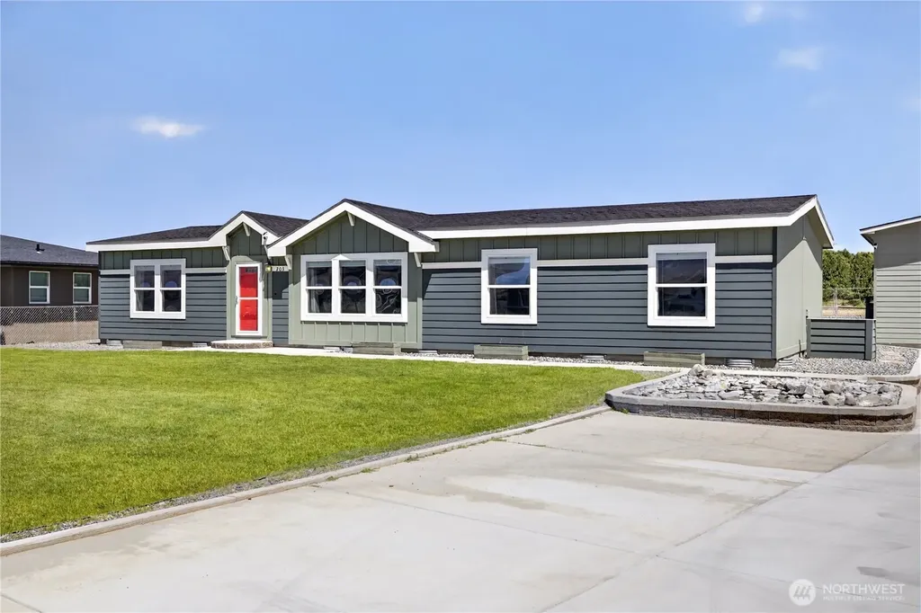 203 Moon River View SW Mattawa WA 99349