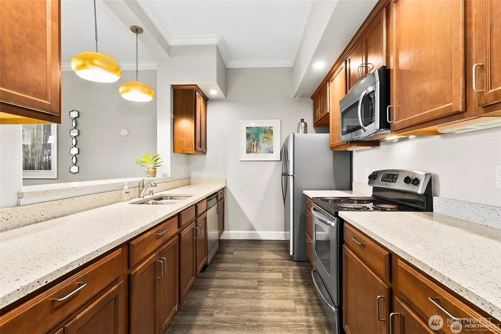 2424 S 41st Street Tacoma WA 98409