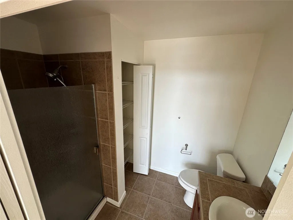 2424 S 41st Street Tacoma WA 98409