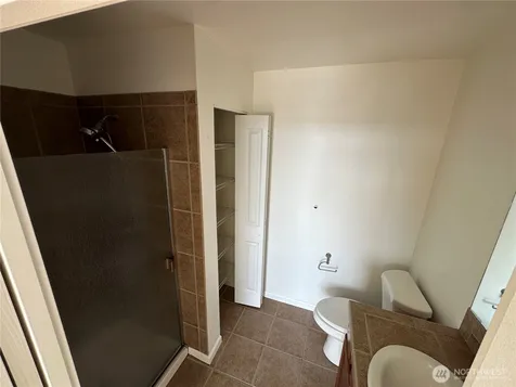 2424 S 41st Street Tacoma WA 98409