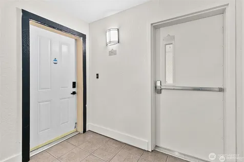 2424 S 41st Street Tacoma WA 98409