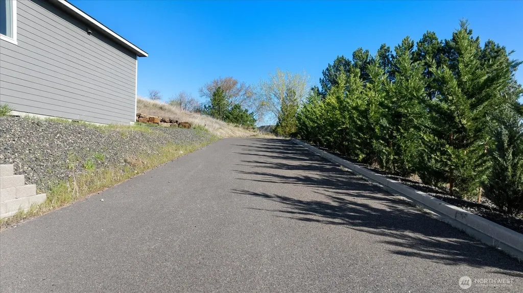 3820 Bing Street West Richland WA 99353