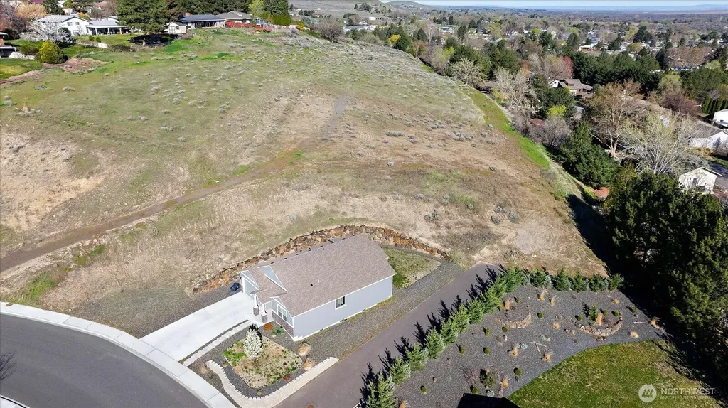 3820 Bing Street West Richland WA 99353