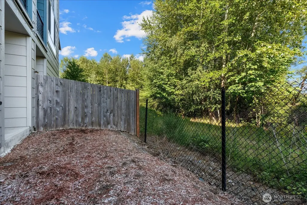 17905 35th Avenue SE Bothell WA 98012