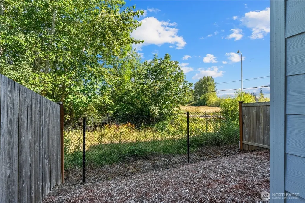 17905 35th Avenue SE Bothell WA 98012