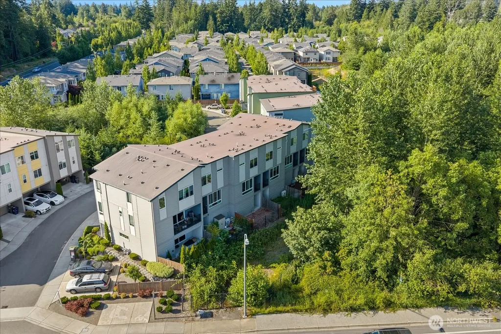 17905 35th Avenue SE Bothell WA 98012