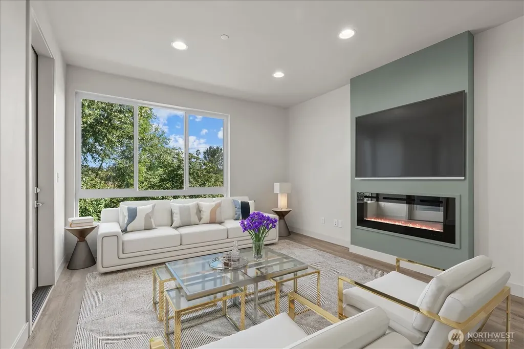 17905 35th Avenue SE Bothell WA 98012