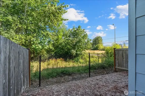 17905 35th Avenue SE Bothell WA 98012