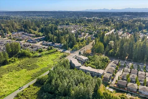 17905 35th Avenue SE Bothell WA 98012
