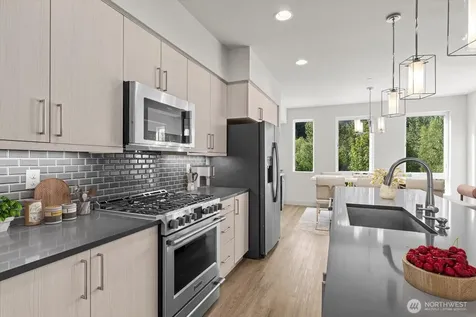17905 35th Avenue SE Bothell WA 98012