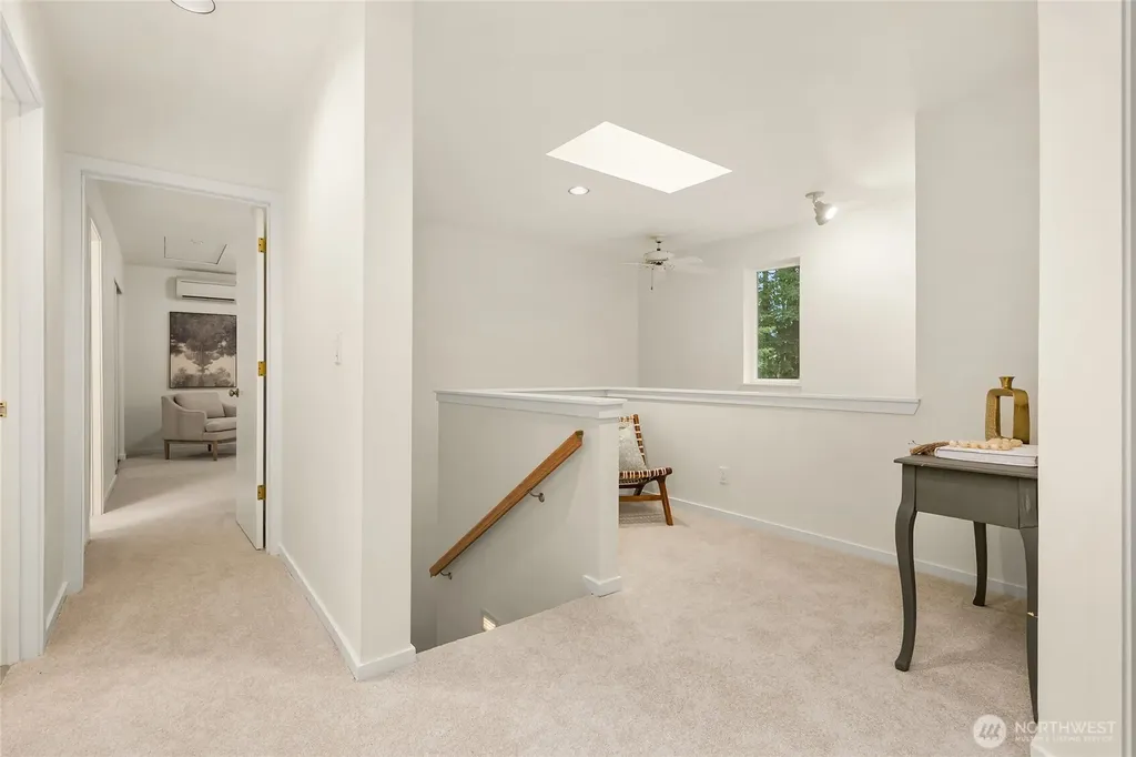 9067 Hidden Cove Road NE Bainbridge Island WA 98110