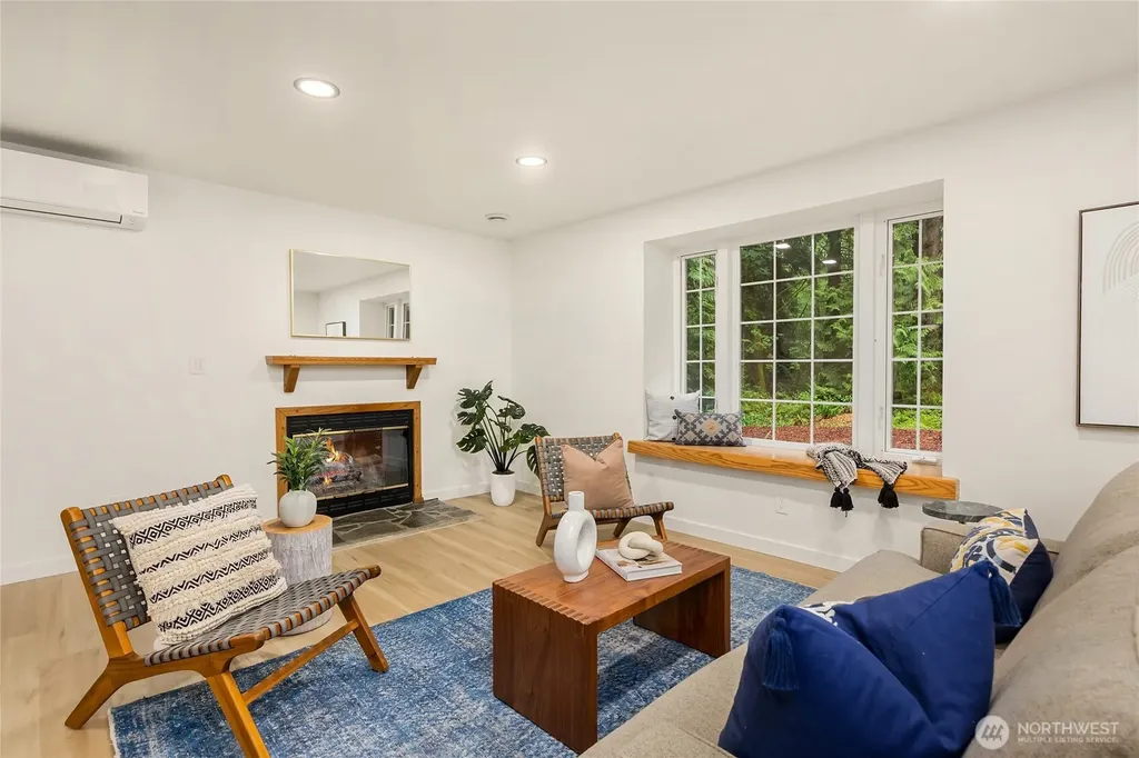 9067 Hidden Cove Road NE Bainbridge Island WA 98110