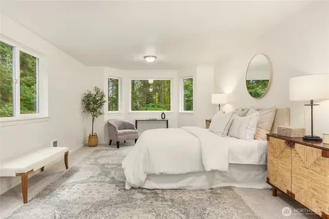 9067 Hidden Cove Road NE Bainbridge Island WA 98110