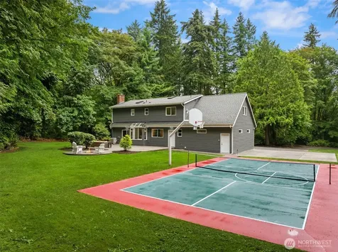9067 Hidden Cove Road NE Bainbridge Island WA 98110