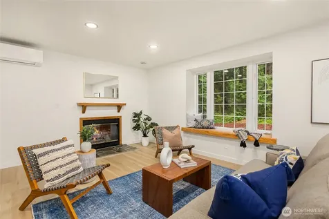 9067 Hidden Cove Road NE Bainbridge Island WA 98110