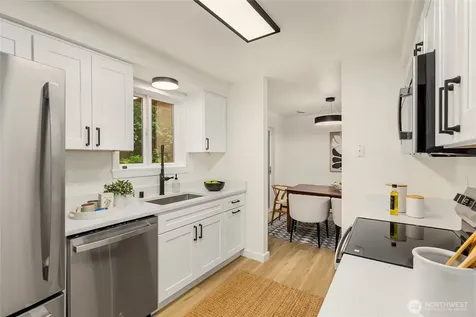 9067 Hidden Cove Road NE Bainbridge Island WA 98110